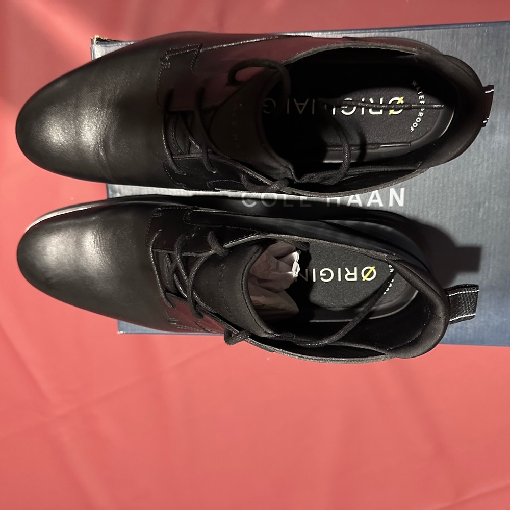 Cole Haan Men's Black Chukka Boots - Picture 7 of 8